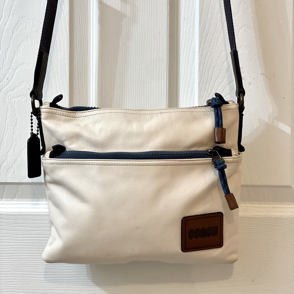 COACH PACER Messenger 25, Coach Pacer crossbody Men’s bag 11.5 by 9 inch - Picture 1 of 10
